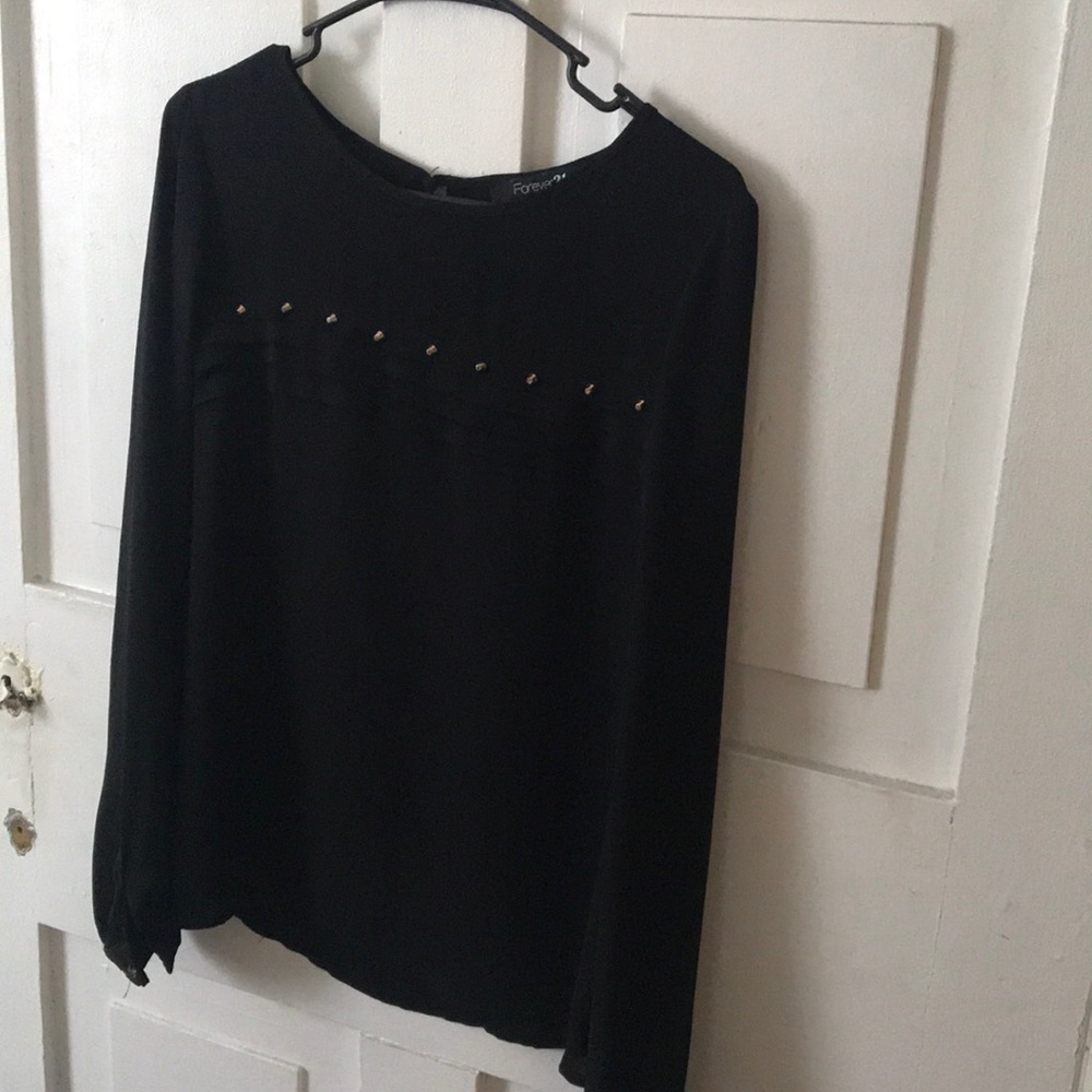 studded and flowly black shirt